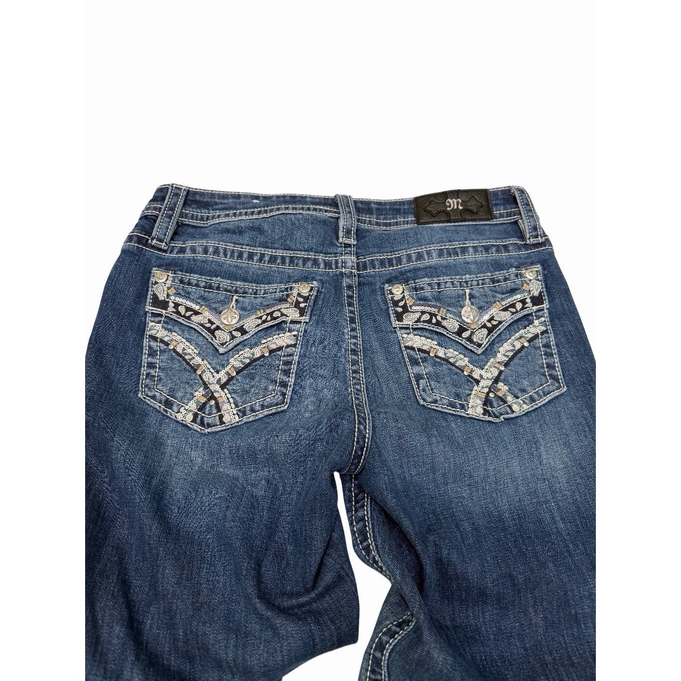 Miss Me Women's Mid Rise Boot Cut Blue Jeans Size 30x32 Nwt